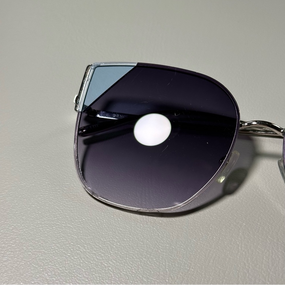 Gentle Monster Lala G2 Cat Eye Sunglasses - Picture 6 of 7